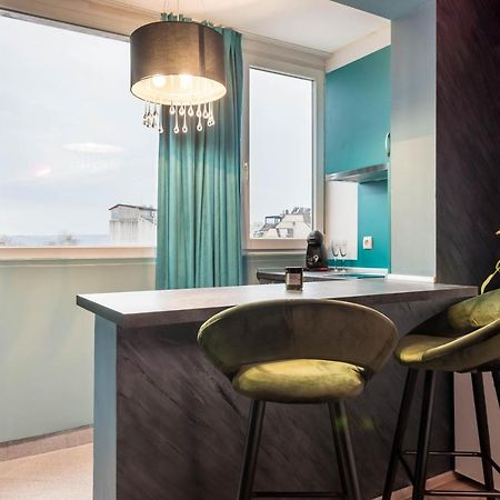 Private Studio In The Centre Варна Екстериор снимка