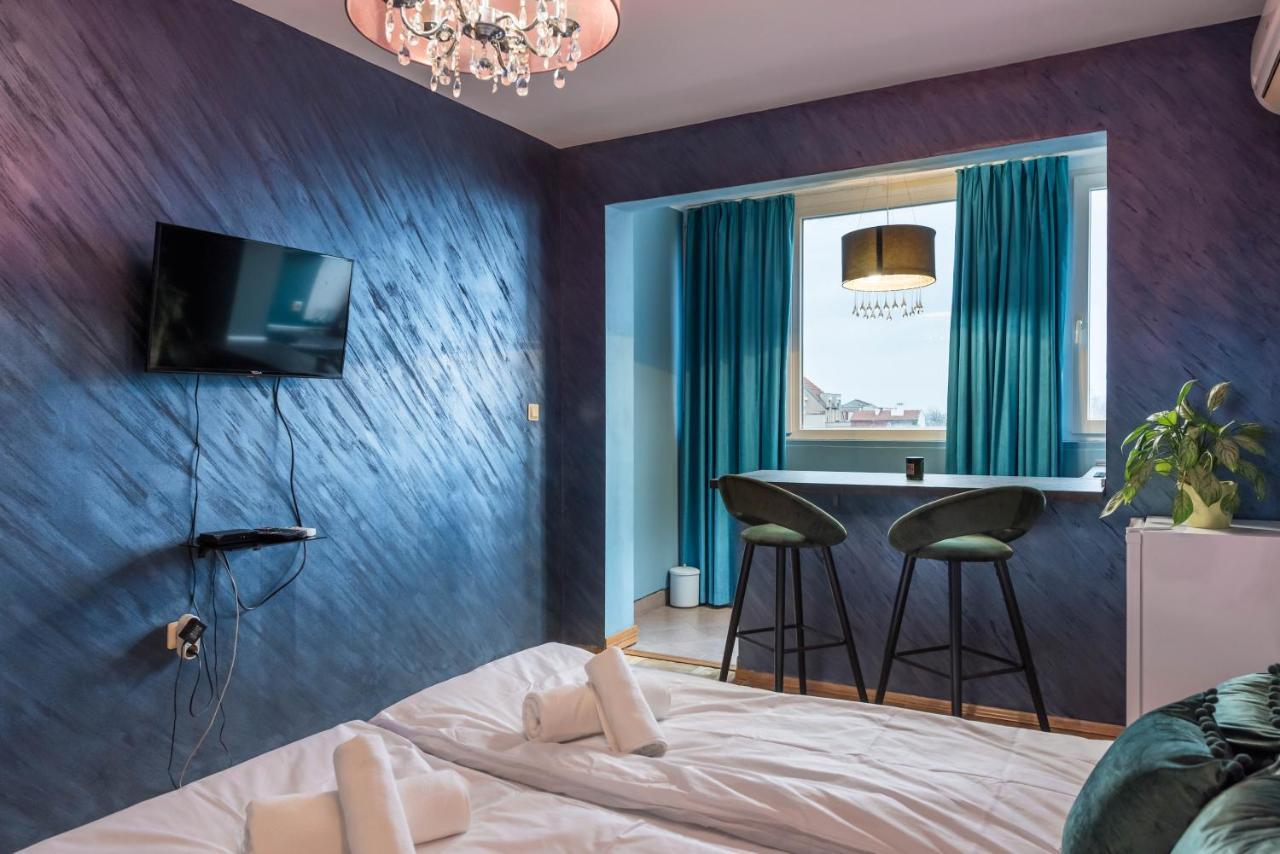 Private Studio In The Centre Варна Екстериор снимка