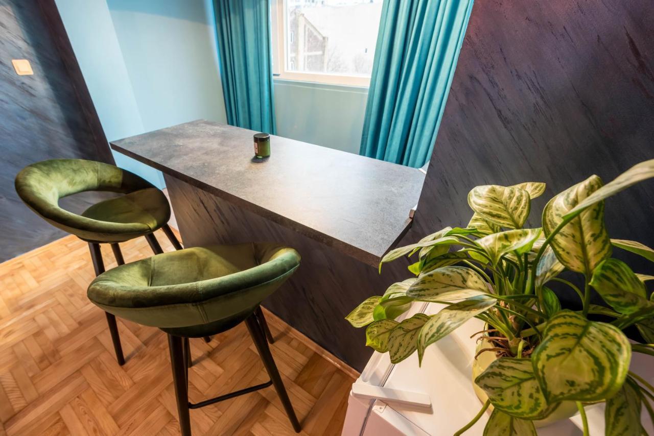 Private Studio In The Centre Варна Екстериор снимка