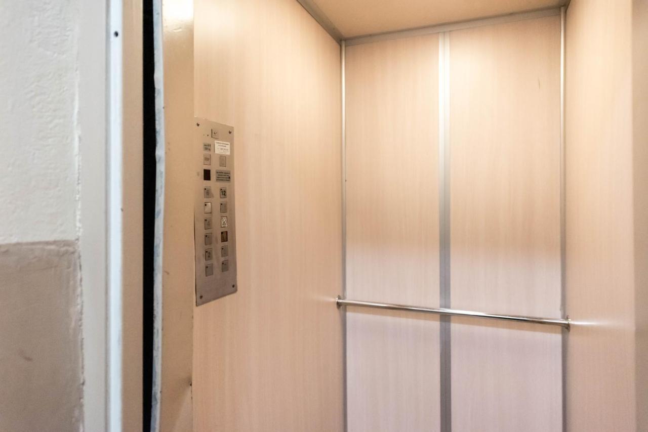 Private Studio In The Centre Варна Екстериор снимка